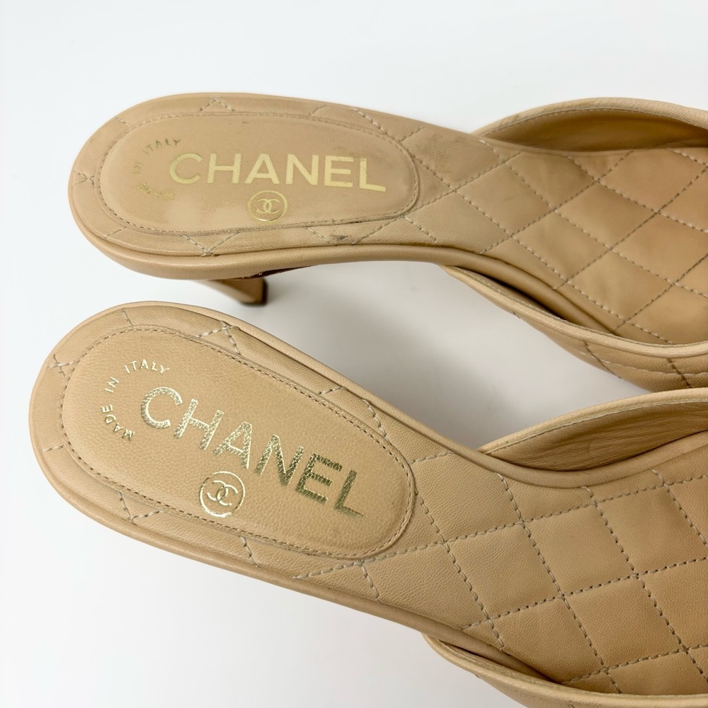 Chanel Quilted Lambskin CC Mules Beige Open Toe Mid Heel Size 39 - Picture 11 of 16